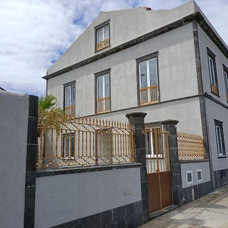 Отель Seaside House Понта-Делгада Экстерьер фото