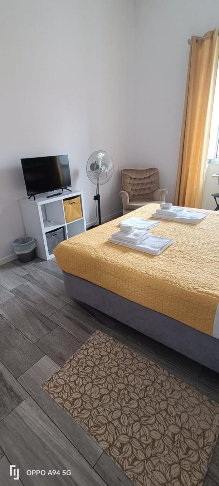 Отель Seaside House Понта-Делгада Экстерьер фото